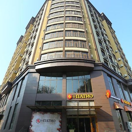 Hotel 777 Dusjanbe Exteriör bild